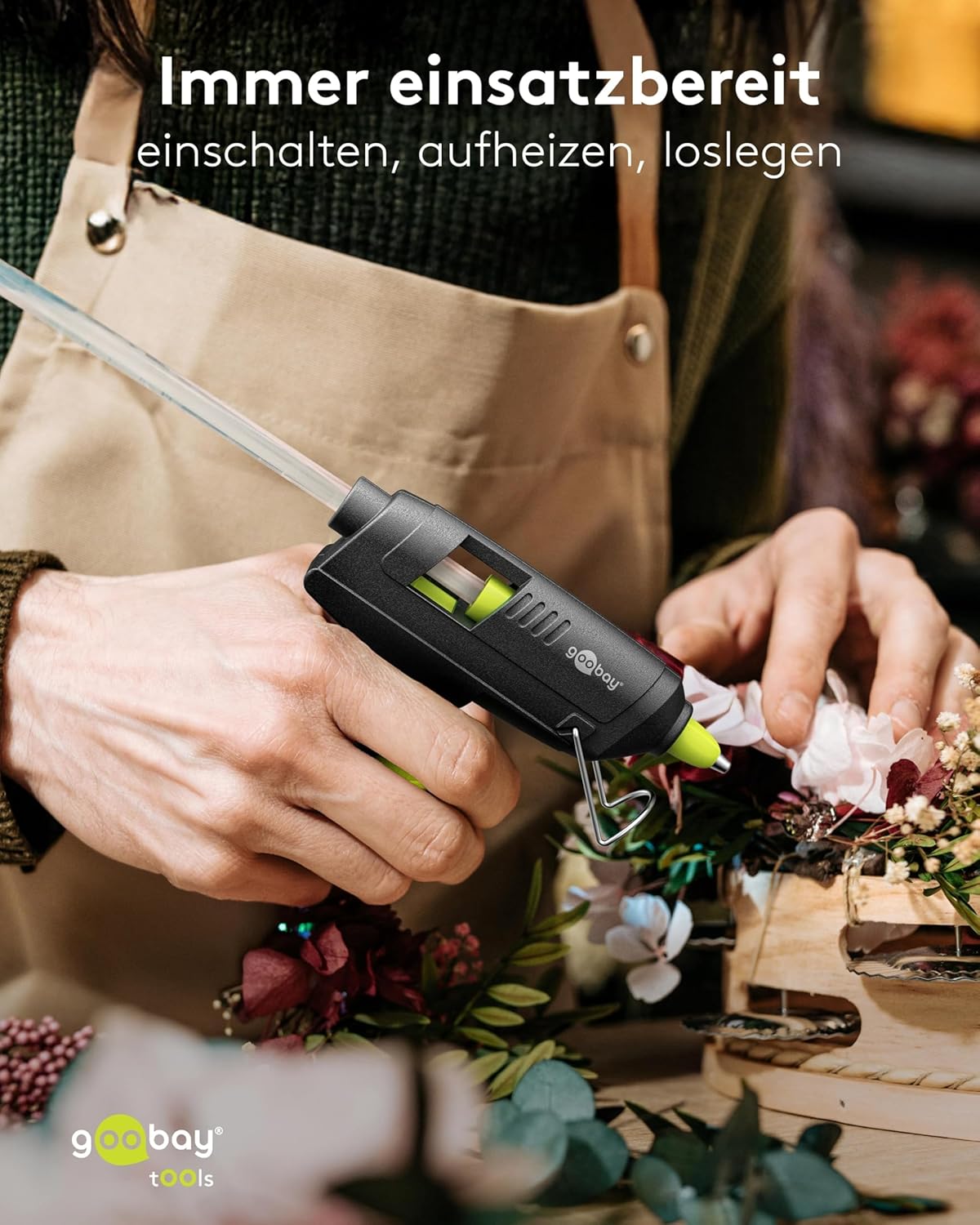 Heißklebepistole 20W inkl. 50 Klebesticks - für 7mm Sticks, 1m Kabel, schnelle Aufheizzeit 3-4 min, Reparaturen oder DYI, vielseitig einsetzbar für Keramik, Holz, Metall, Leder