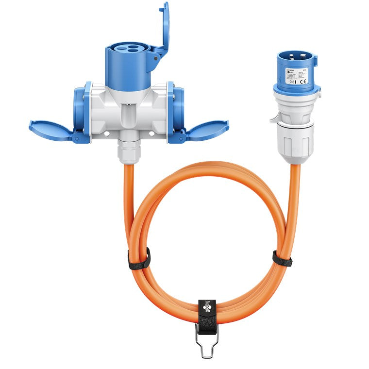 goobay CEE-Adapterkabel für Wohnwagen 5 m CEE-Stecker auf 1 x CEE-Buchse und 2 x Schutzkontaktsteckdose, IP 44, Kabel für Camping, Wohnmobil und Baustelle